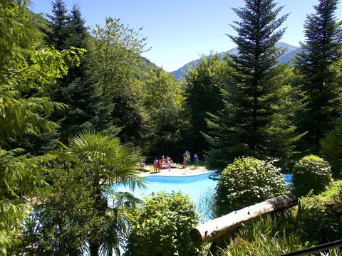Bedura Park, camping temático de la naturaleza y bungalows - Lleida