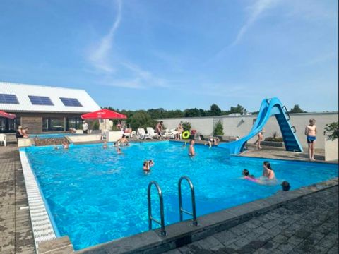 %strongStart%Aquatic%strongEnd% area