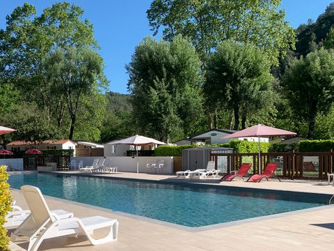 Camping  Au Vallon Rouge - Alpes-Maritimes