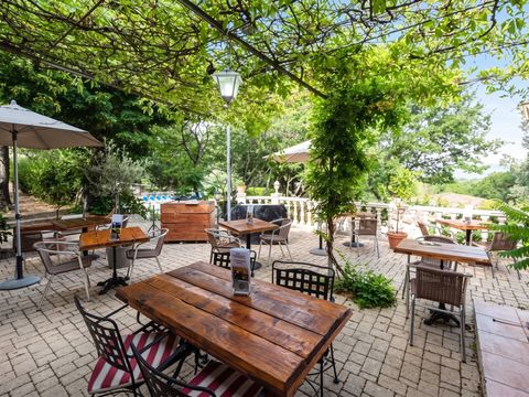 Camping le Domaine de Chanteraine   - Var