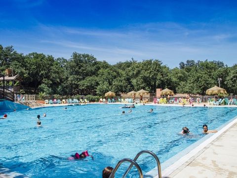 Camping Le Bois Fleuri - Pyrénées-Orientales