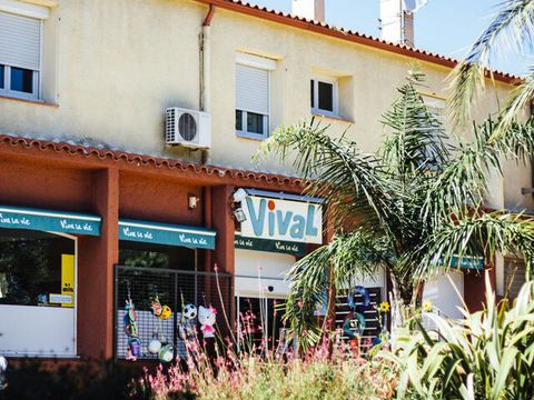 Camping Le Bois Fleuri - Pyrénées-Orientales