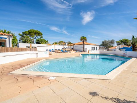 Camping Paradis A La Corniche - Charente-Maritime
