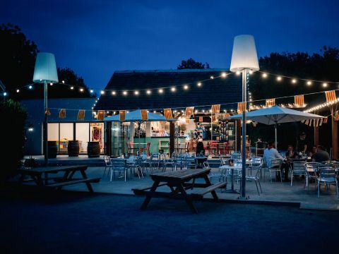 Camping Les Pins - Pyrénées-Orientales