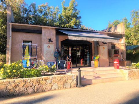 Camping La Pinède - Northern Corsica