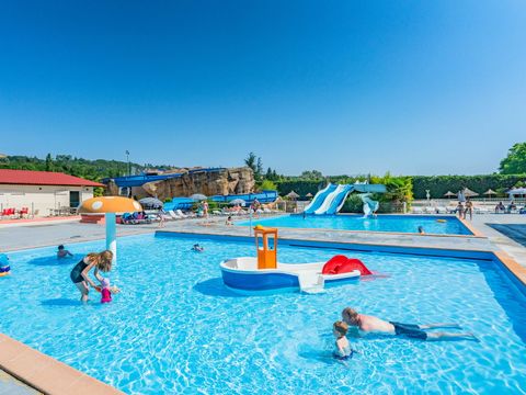 Camping Le Château de Galaure - Drome