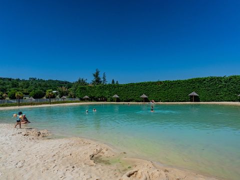 Camping Le Château de Galaure - Drome