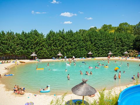 Camping Le Château de Galaure - Drome