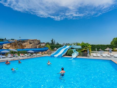 Camping Le Château de Galaure - Drome