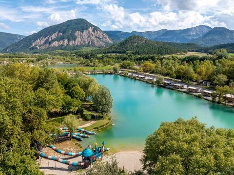 Camping le Lac Bleu - Ciela Village - Drome