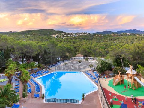 Camping Holiday Green  - Var