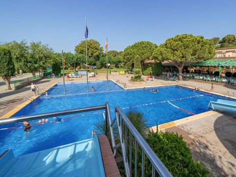 Camping Castell Montgri - Girona