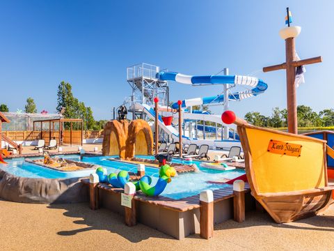 Camping Marina d'Erba Rossa - Northern Corsica