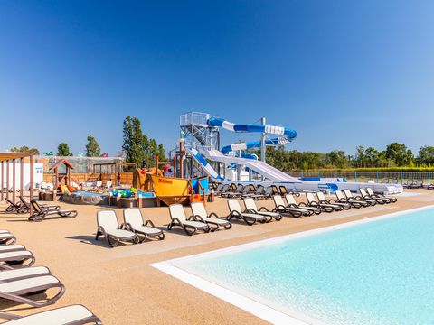 Camping Marina d'Erba Rossa - Northern Corsica
