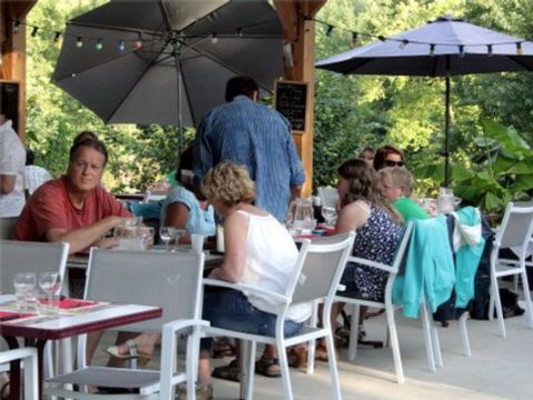 Camping Les Vignes - Lot