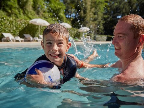 Camping  Le Parc des Roches - Essonne 