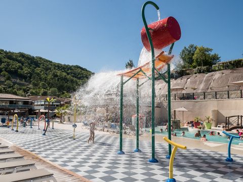 Yelloh! Village Les Bois Du Chatelas - Drome