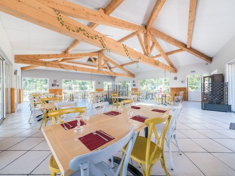 Yelloh! Village Les Bois Du Chatelas - Drome