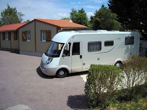 Camping Le Garillon - Aube 
