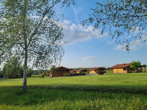 Camping La Tour Du Stock - Moselle