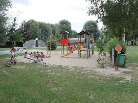 Camping Des Roses - Camping Paradis - Somme