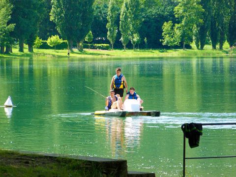 Camping De la Base Nautique - Aveyron