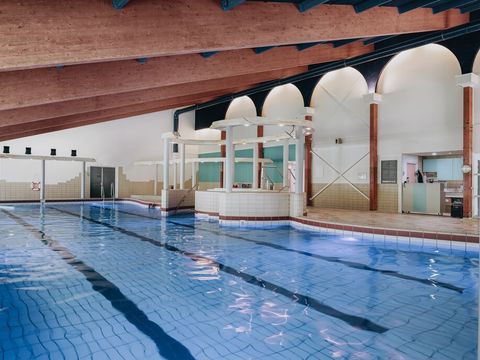 %strongStart%Aquatic%strongEnd% area