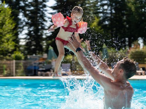 Camping Sunelia - Le Sequoia - Lot