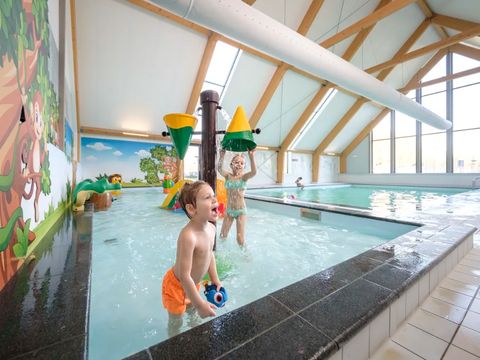 %strongStart%Aquatic%strongEnd% area