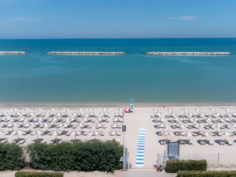 Le Mimose Family Resort - Fermo