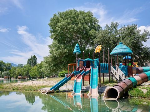 Villatent le Lac Bleu - Camping Drome