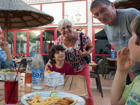 Tours Opérateurs et particuluers sur camping Le Lac des Rêves Funpass offert - Hérault