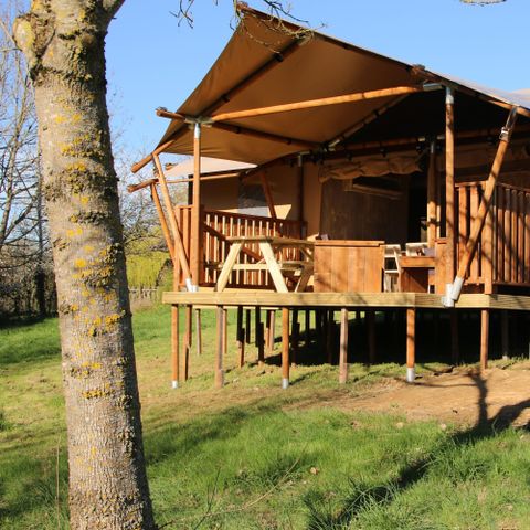 CANVAS AND WOOD TENT 5 people - Lodge Privilège Nature - 2 bedrooms