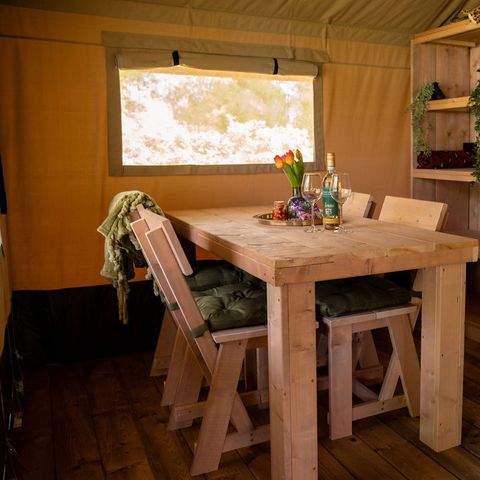 Canvas and wooden tent 4 persons - Lake Lodge incl. sanitary facilities