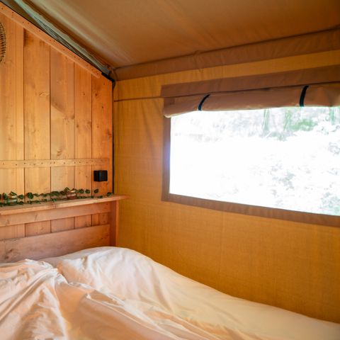 Canvas and wooden tent 4 persons - Forest Lodge incl. sanitary facilities