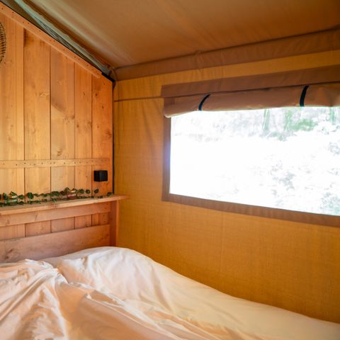 Canvas and wooden tent 4 persons - Forest Lodge incl. sanitary facilities