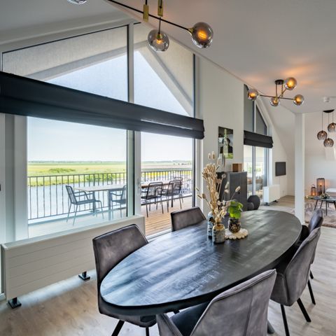 APARTMENT 6 people - Luxury Harbour Loft Harbour View