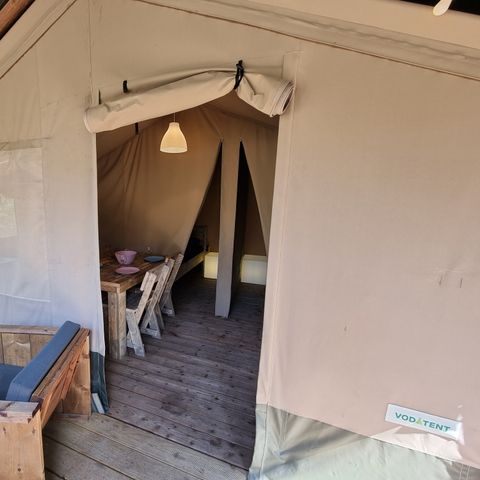 Canvas and wooden tent 4 persons