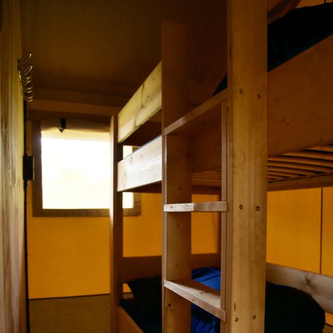 Canvas and wooden tent 4 persons