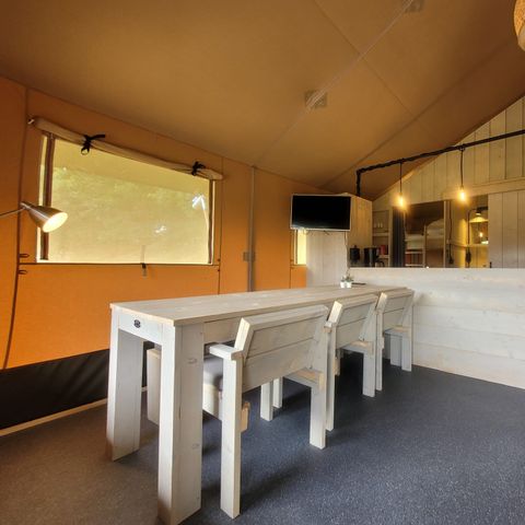 Accommodation 6 persons - Giraffe Safari Tent