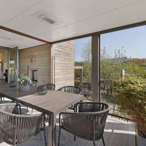 Villa 4 persons - Super VIP 42