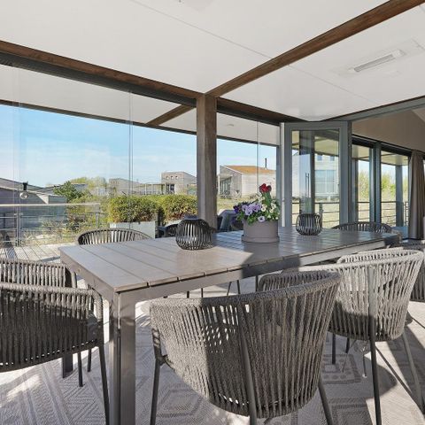 Villa 4 persons - Super VIP 42