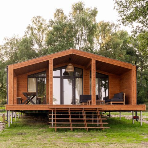 CHALET 5 people - Lake House Scandi with hot tub