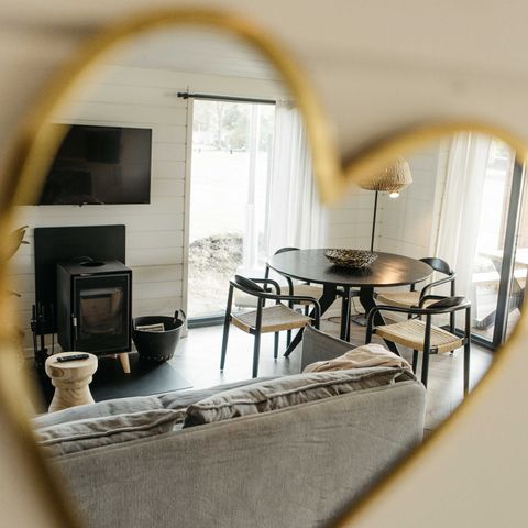 CHALET 5 people - Lake House Scandi with hot tub