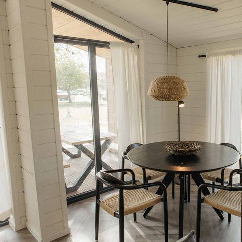 CHALET 5 people - Lake House Scandi with hot tub