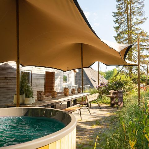 Group accommodation 10 persons - Family house with hot tub & sauna