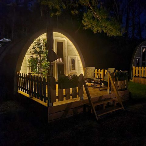 UNUSUAL ACCOMMODATION 2 people - Woodlodge