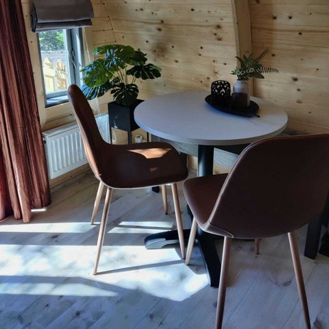 UNUSUAL ACCOMMODATION 2 people - Woodlodge