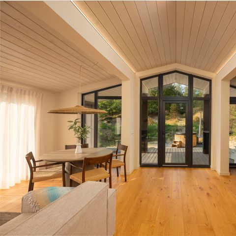 LODGE 5 people - The Hills with hot tub & sauna