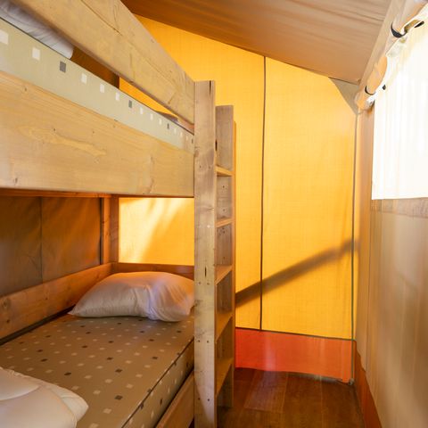 Canvas and wooden tent 4 persons - Comet